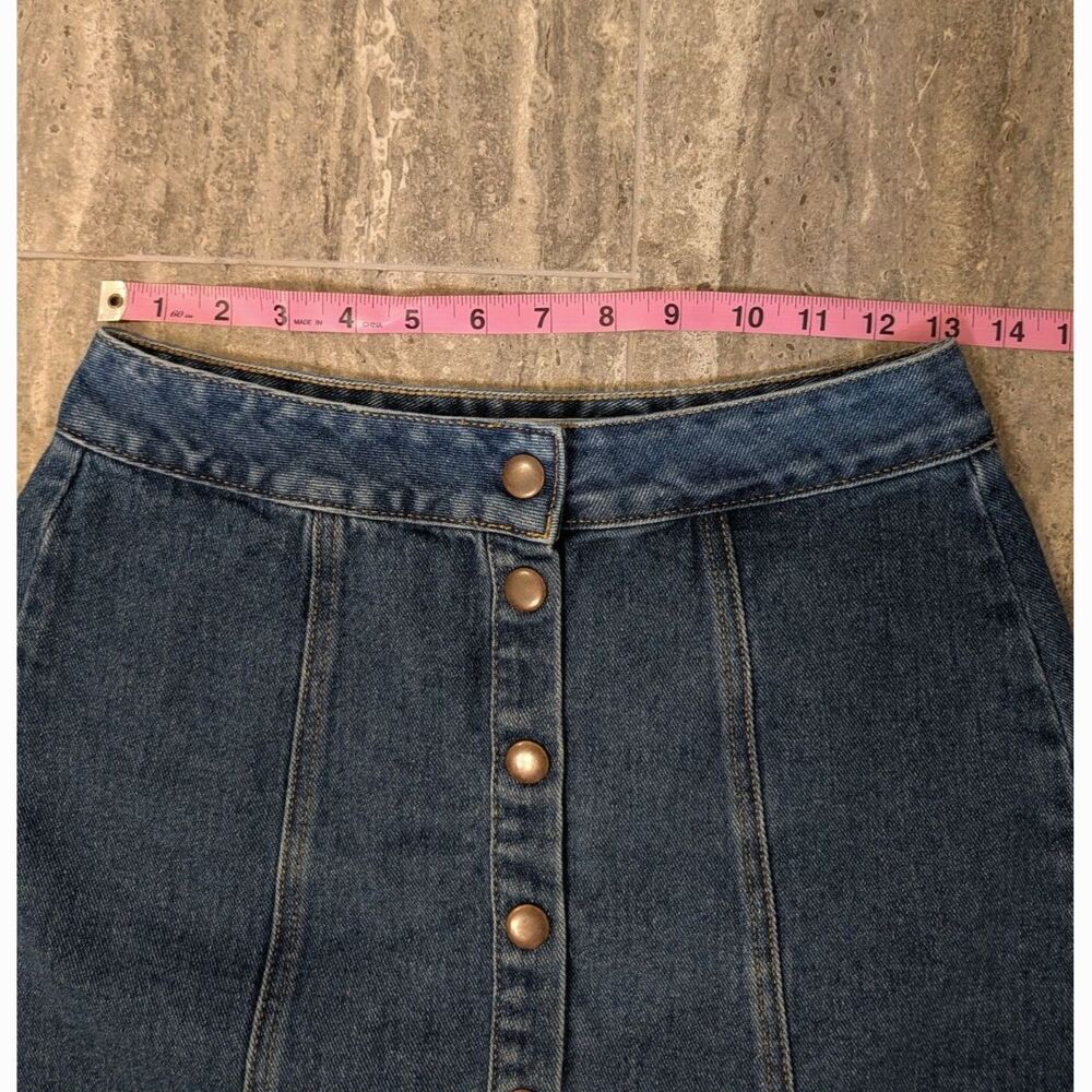 Brandy Melville Denim Mini Skirt Snap Front Button 100% Cotton Size 26 Small - Picture 9 of 10